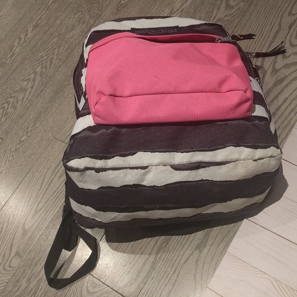 🌺 Nice backpack by Jansport 🌸🌸 - Picture 6 of 9